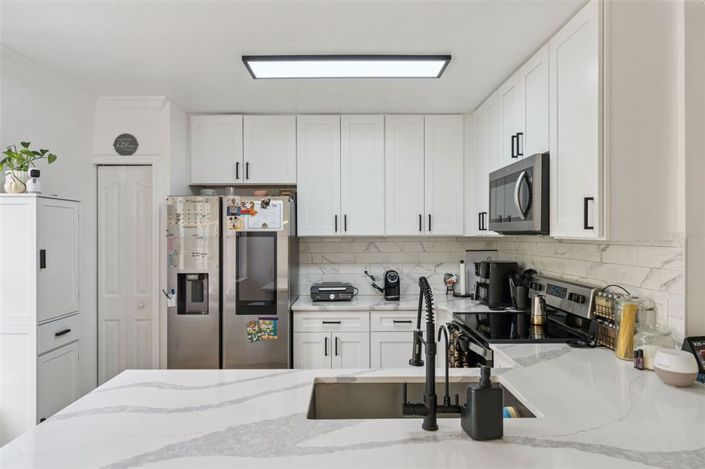 Image No.22-3 Bed Apartment for sale