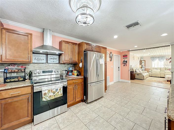 Image No.18-3 Bed House for sale