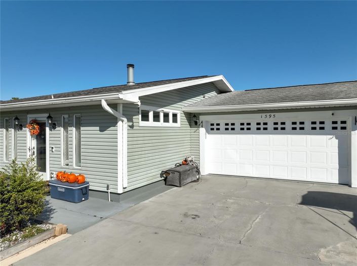 Image No.2-3 Bed House for sale