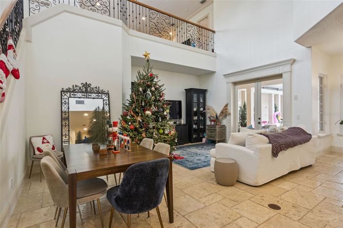 Image No.14-6 Bed House for sale