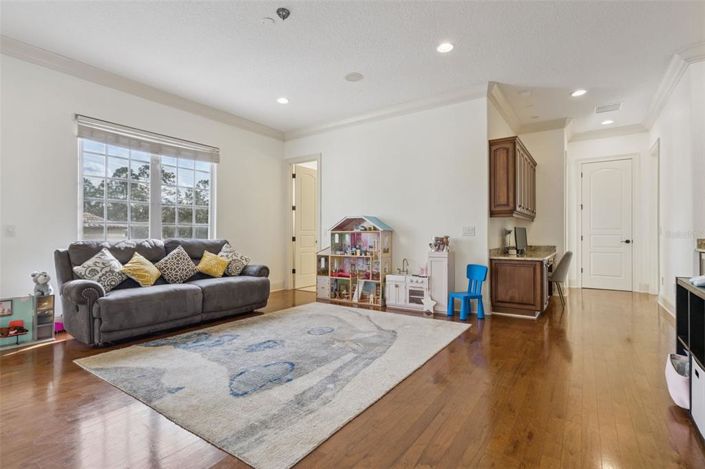 Image No.35-6 Bed House for sale