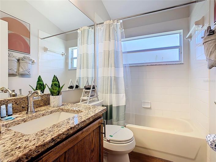 Image No.45-4 Bed House for sale