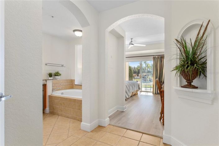 Image No.25-3 Bed Apartment for sale