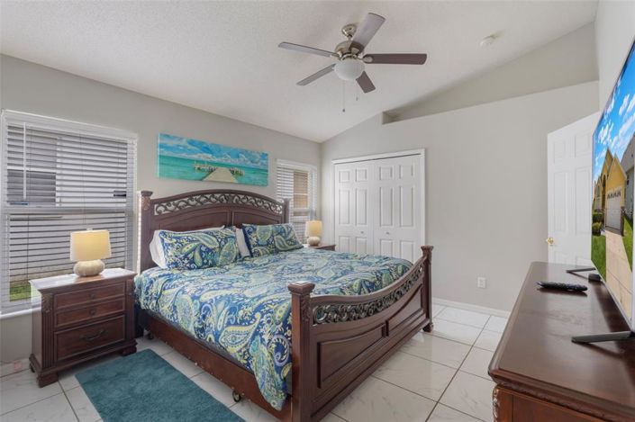 Image No.15-5 Bed House for sale