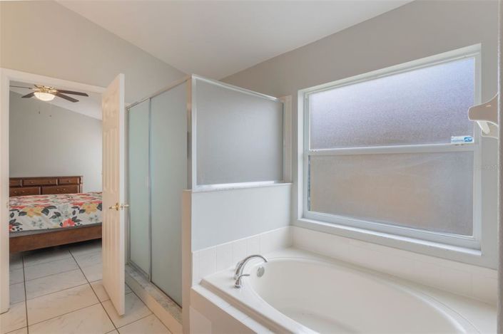 Image No.21-5 Bed House for sale