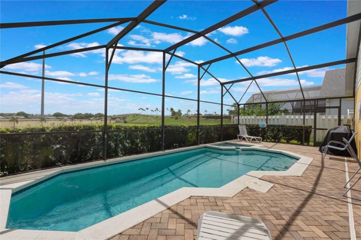 Image No.32-5 Bed House for sale