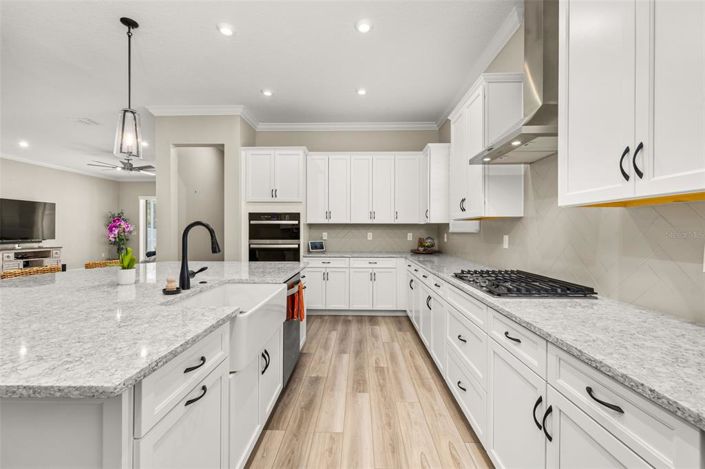 Image No.22-7 Bed House for sale