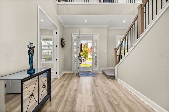 Image No.7-7 Bed House for sale