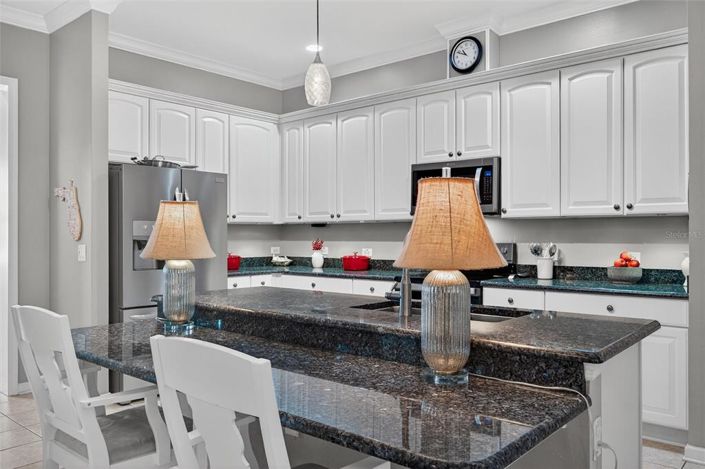 Image No.20-3 Bed Townhouse for sale