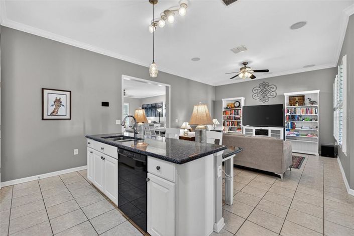 Image No.23-3 Bed Townhouse for sale