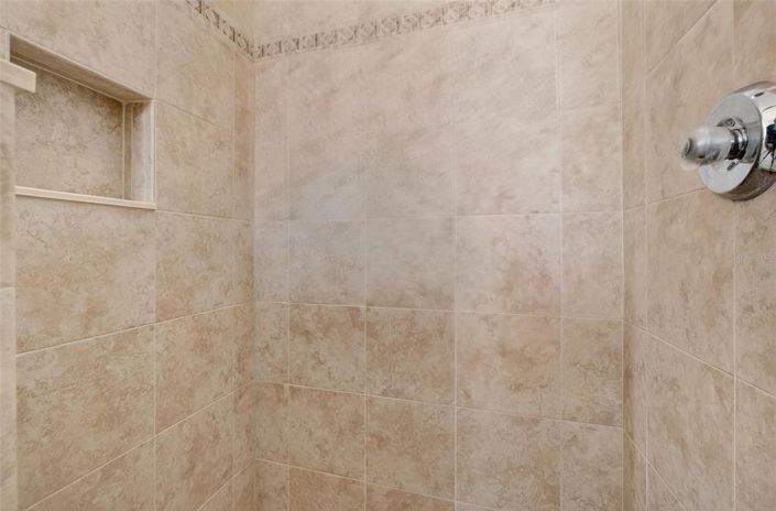 Image No.34-3 Bed Townhouse for sale