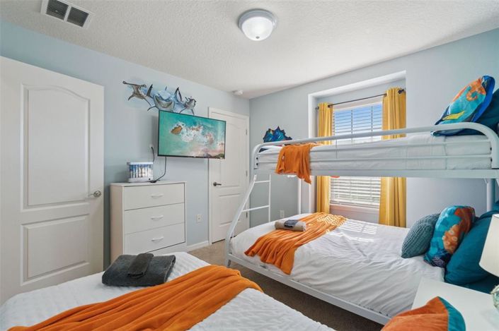 Image No.26-5 Bed Townhouse for sale