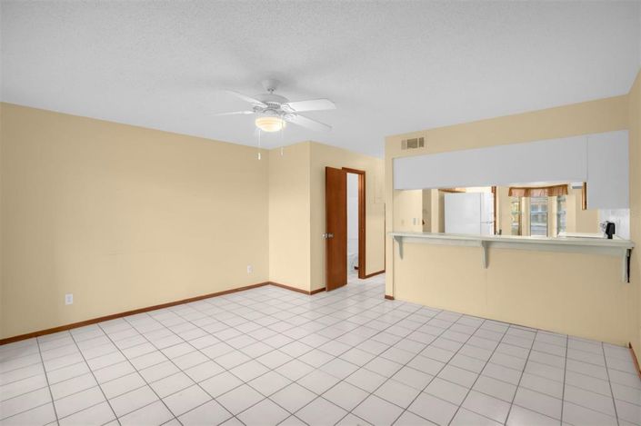 Image No.10-2 Bed Townhouse for sale