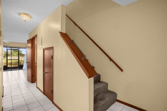 Image No.11-2 Bed Townhouse for sale