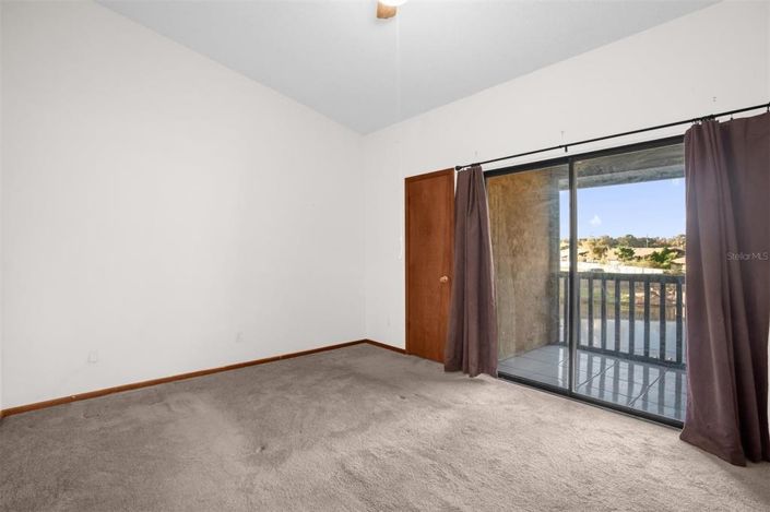 Image No.15-2 Bed Townhouse for sale