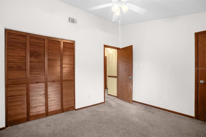 Image No.18-2 Bed Townhouse for sale