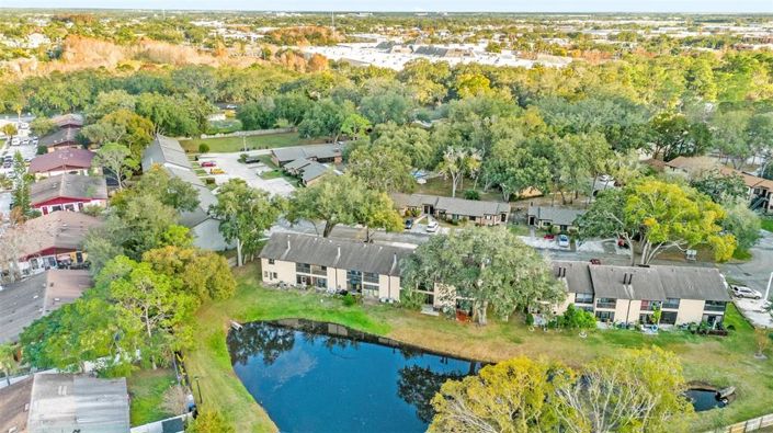 Image No.21-2 Bed Townhouse for sale