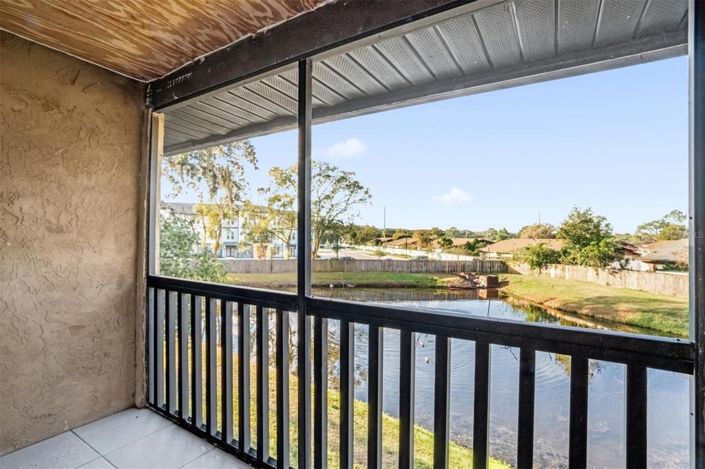 Image No.3-2 Bed Townhouse for sale