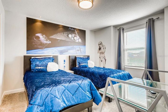 Image No.19-6 Bed House for sale