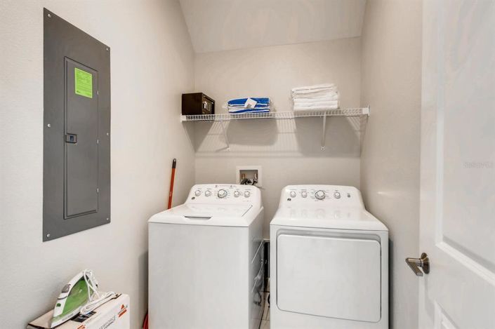 Image No.28-6 Bed House for sale