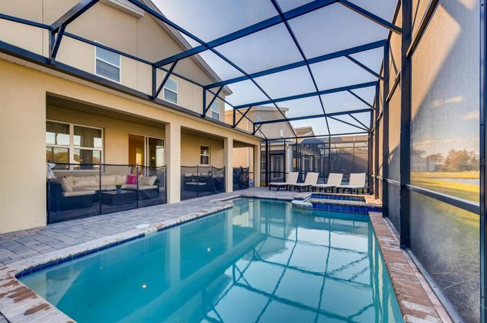 Image No.35-6 Bed House for sale