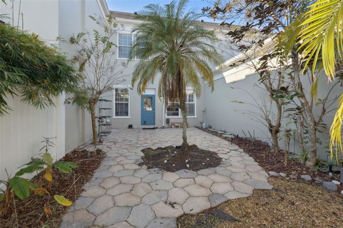 Image No.32-4 Bed Townhouse for sale