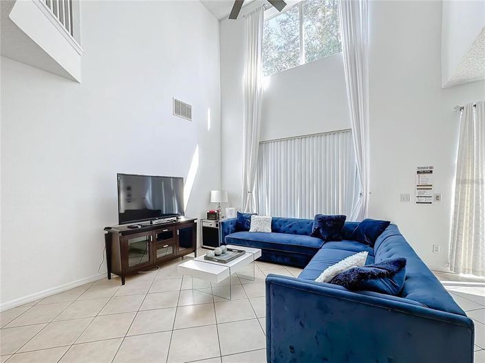 Image No.22-5 Bed House for sale