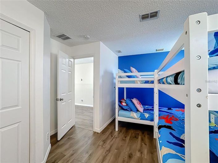 Image No.40-5 Bed House for sale