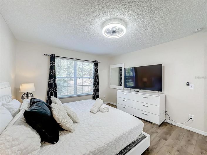 Image No.47-5 Bed House for sale