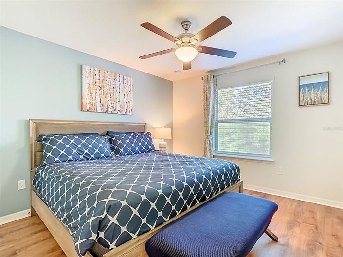 Image No.32-6 Bed House for sale