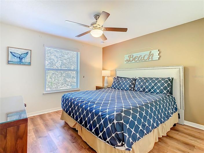 Image No.38-6 Bed House for sale