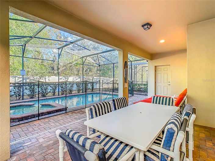 Image No.49-6 Bed House for sale