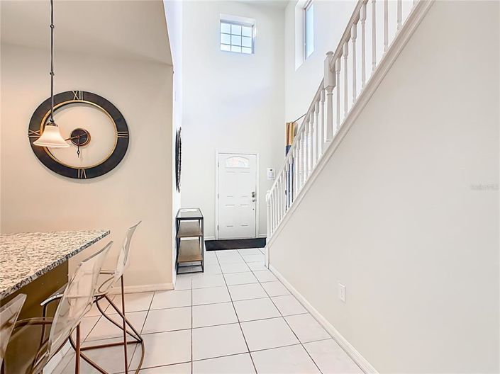 Image No.6-6 Bed House for sale