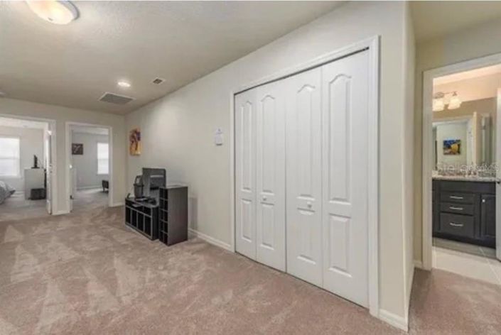 Image No.23-5 Bed Townhouse for sale