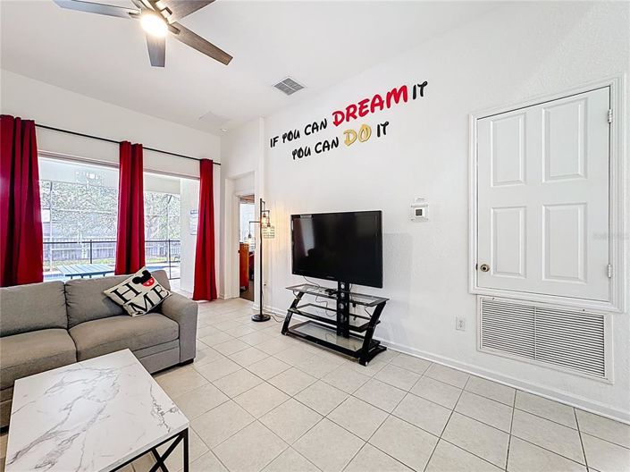 Image No.21-5 Bed House for sale