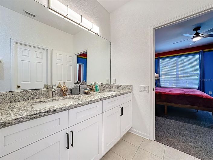 Image No.39-5 Bed House for sale