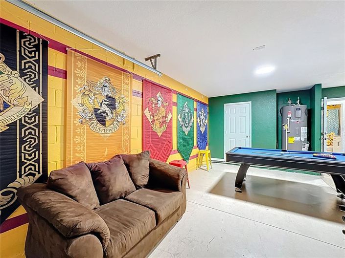 Image No.57-5 Bed House for sale