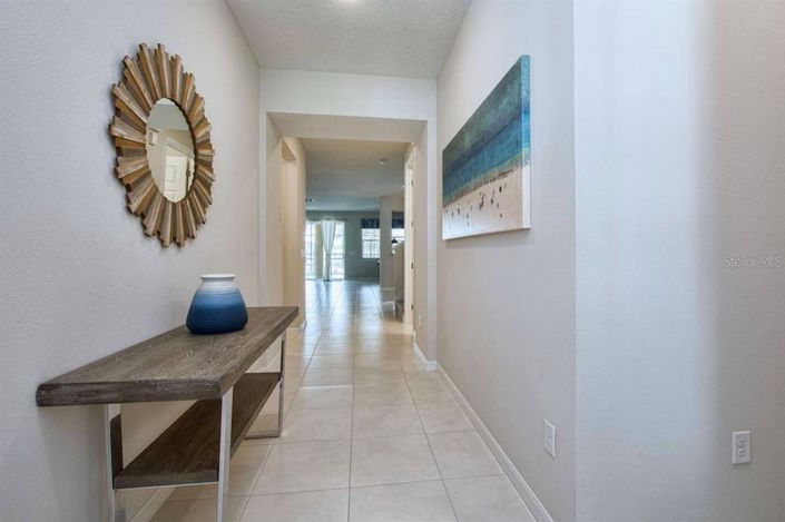 Image No.2-9 Bed House for sale