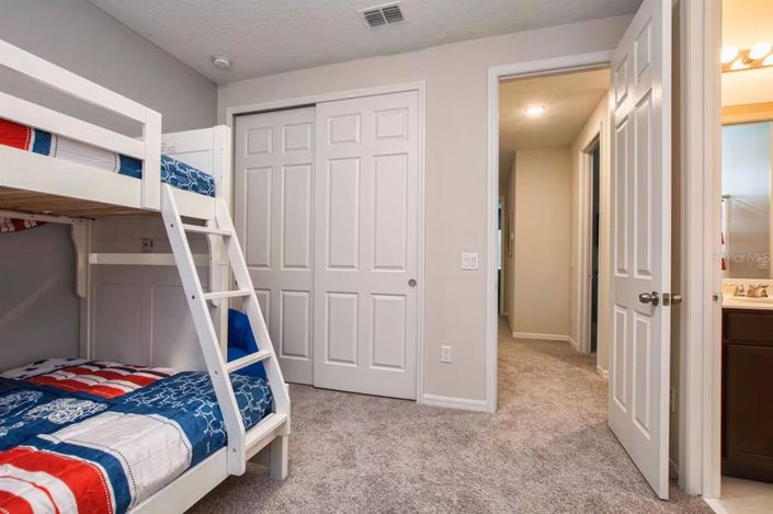 Image No.27-9 Bed House for sale