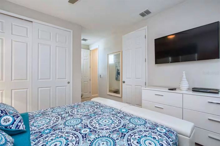 Image No.34-9 Bed House for sale