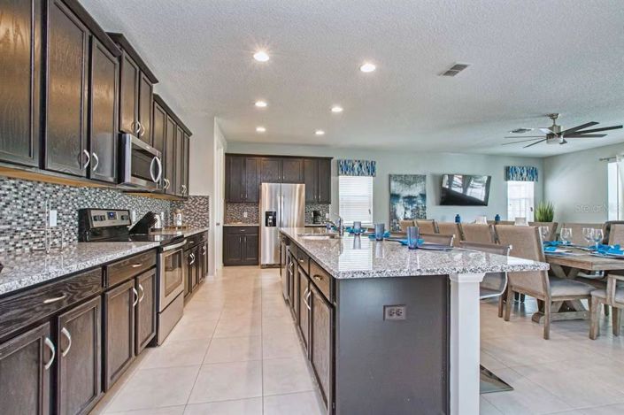 Image No.4-9 Bed House for sale