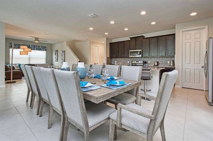 Image No.7-9 Bed House for sale