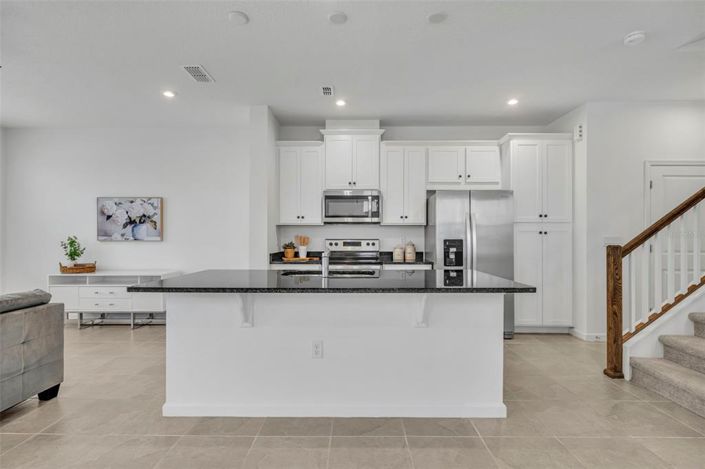 Image No.10-3 Bed Townhouse for sale