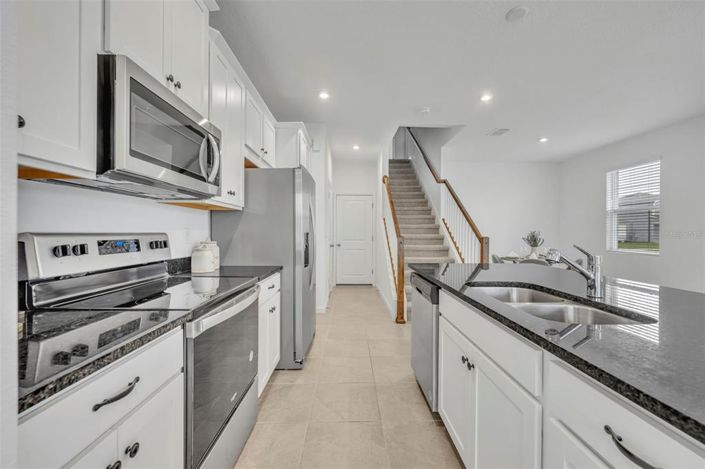 Image No.14-3 Bed Townhouse for sale