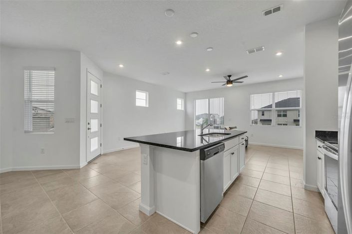 Image No.16-3 Bed Townhouse for sale