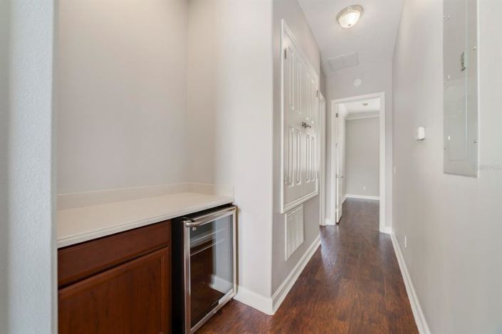 Image No.17-4 Bed House for sale