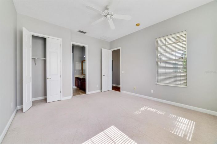 Image No.19-4 Bed House for sale