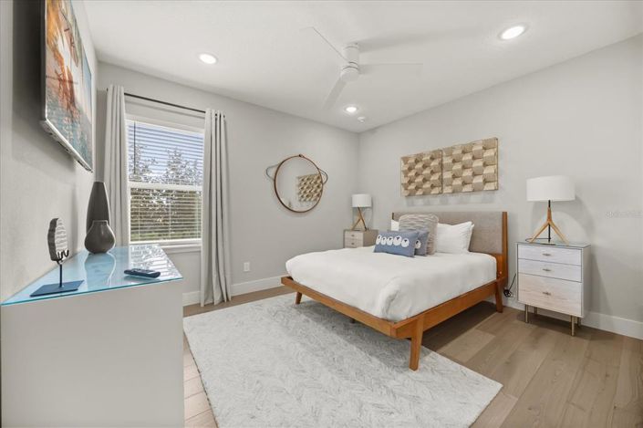 Image No.26-9 Bed House for sale