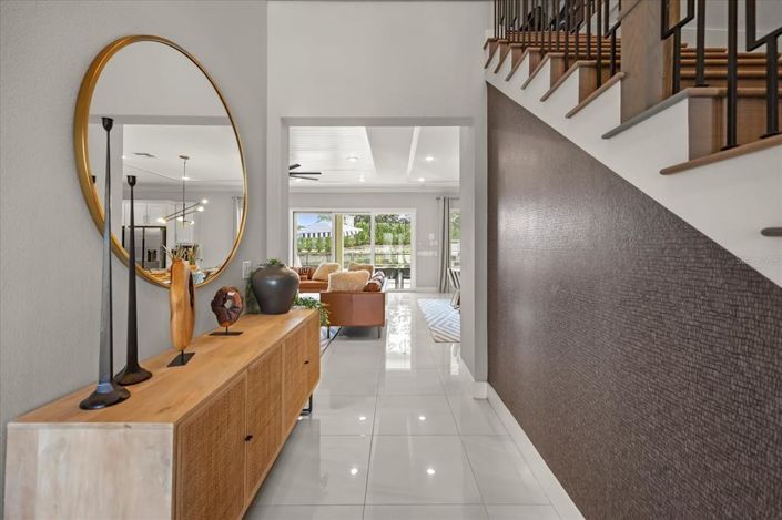 Image No.4-9 Bed House for sale