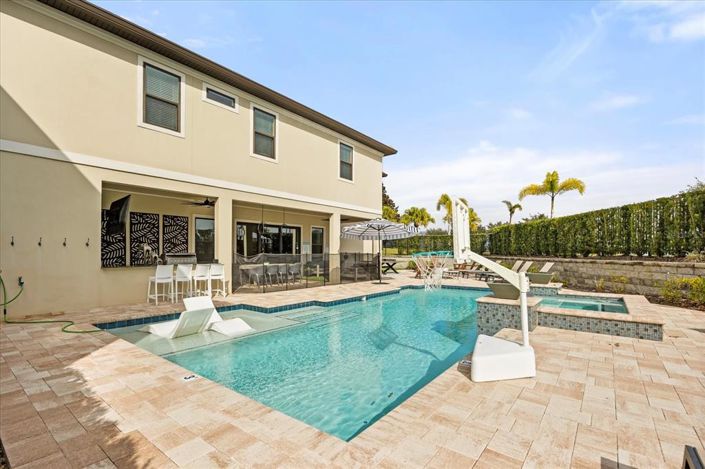 Image No.55-9 Bed House for sale